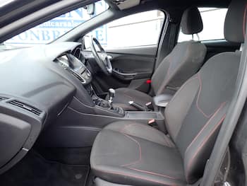Used Ford Focus 2017 for sale - 79673732: Photo