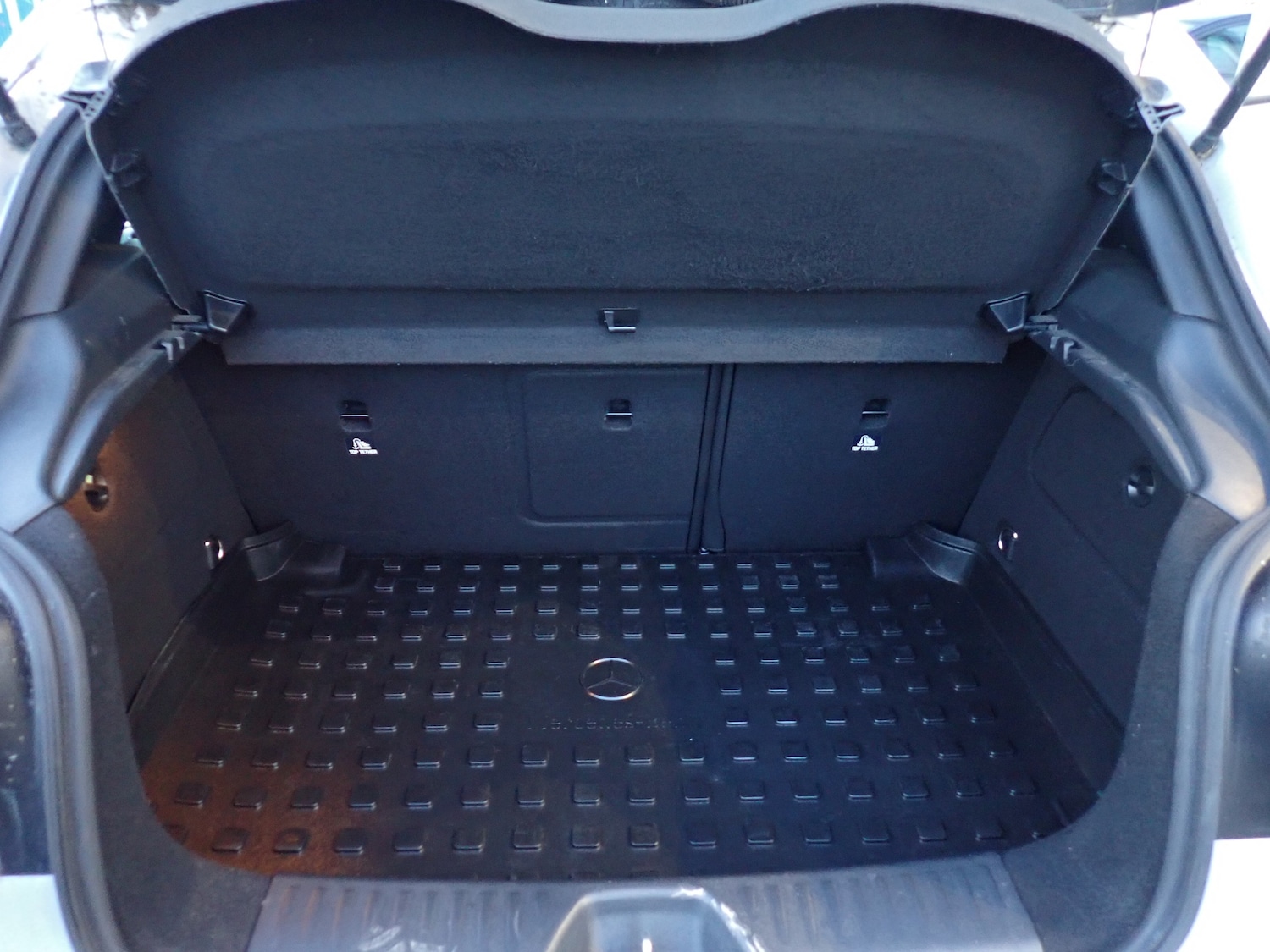 Used Mercedes-Benz A-Class 2014 for sale - 76469117: Photo 25