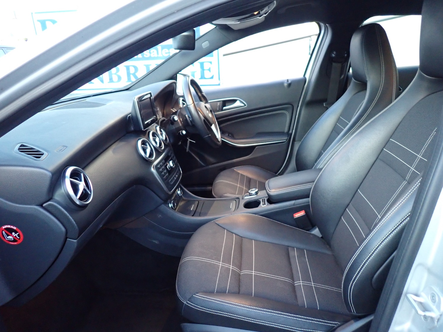 Used Mercedes-Benz A-Class 2014 for sale - 76469117: Photo 3