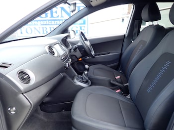 Used Hyundai i10 2019 for sale - 75421739: Photo