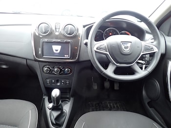 Used Dacia Logan MCV 2017 for sale - 77200813: Photo