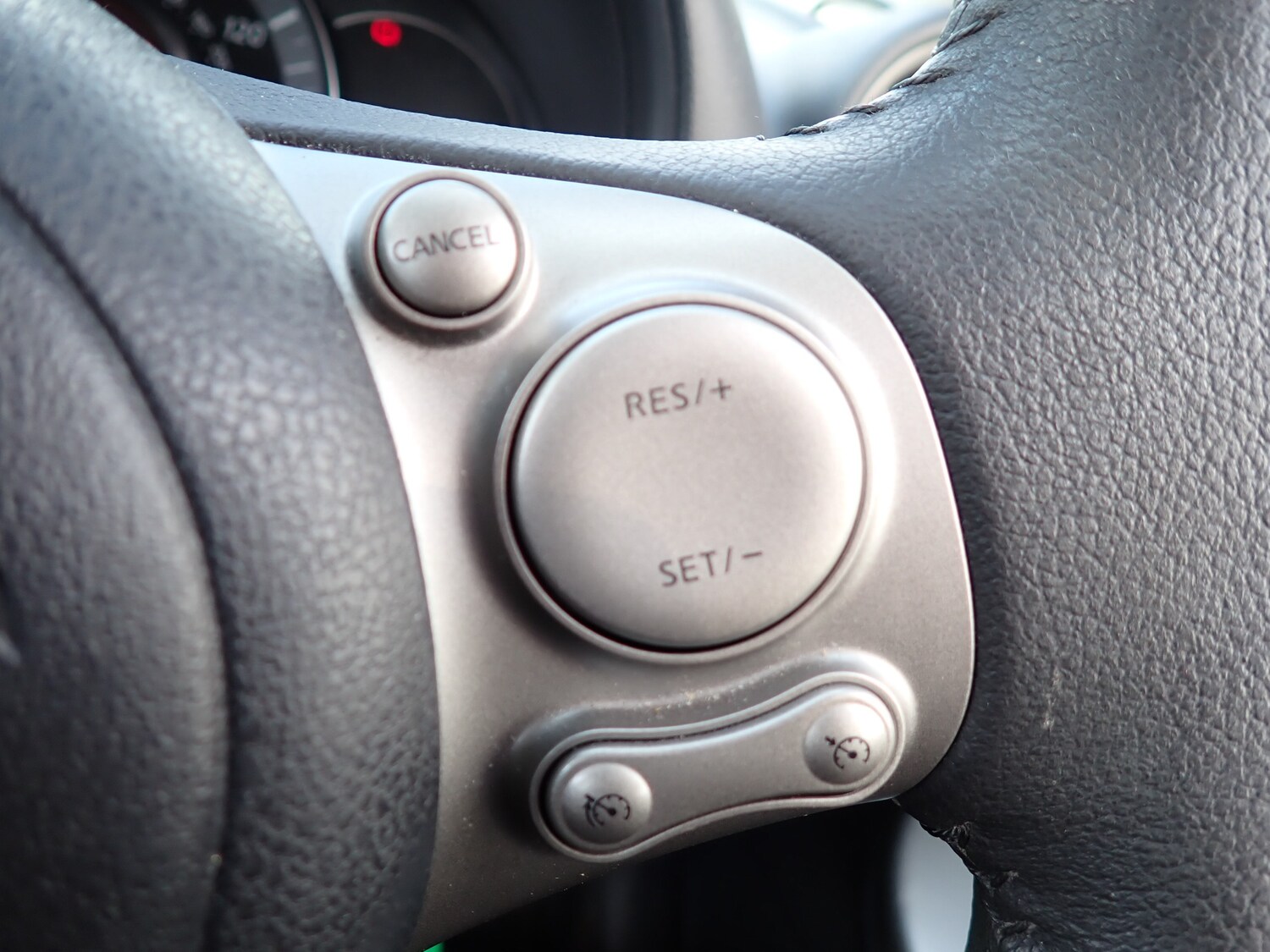 Used Nissan Micra 2014 for sale - 76070068: Photo 17