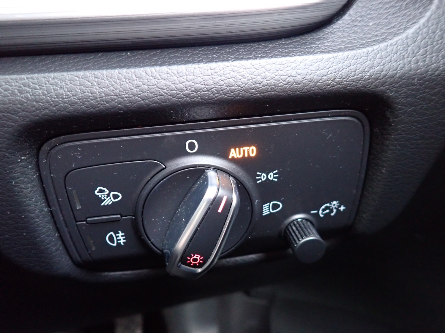 Used Audi A3 Cabriolet 2014 for sale - 76416514: Photo 23