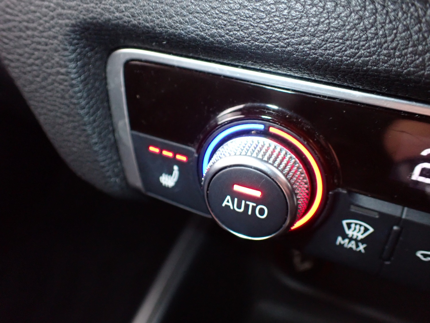 Used Audi A3 Cabriolet 2014 for sale - 76416514: Photo 24