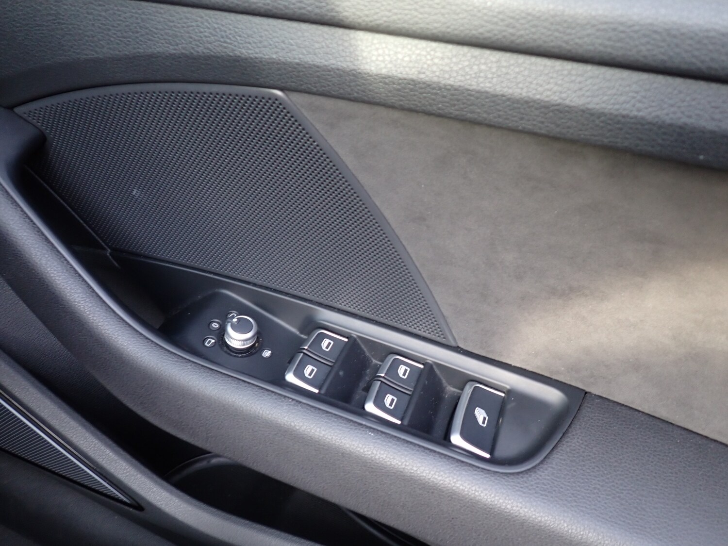 Used Audi A3 Cabriolet 2014 for sale - 76416514: Photo 27