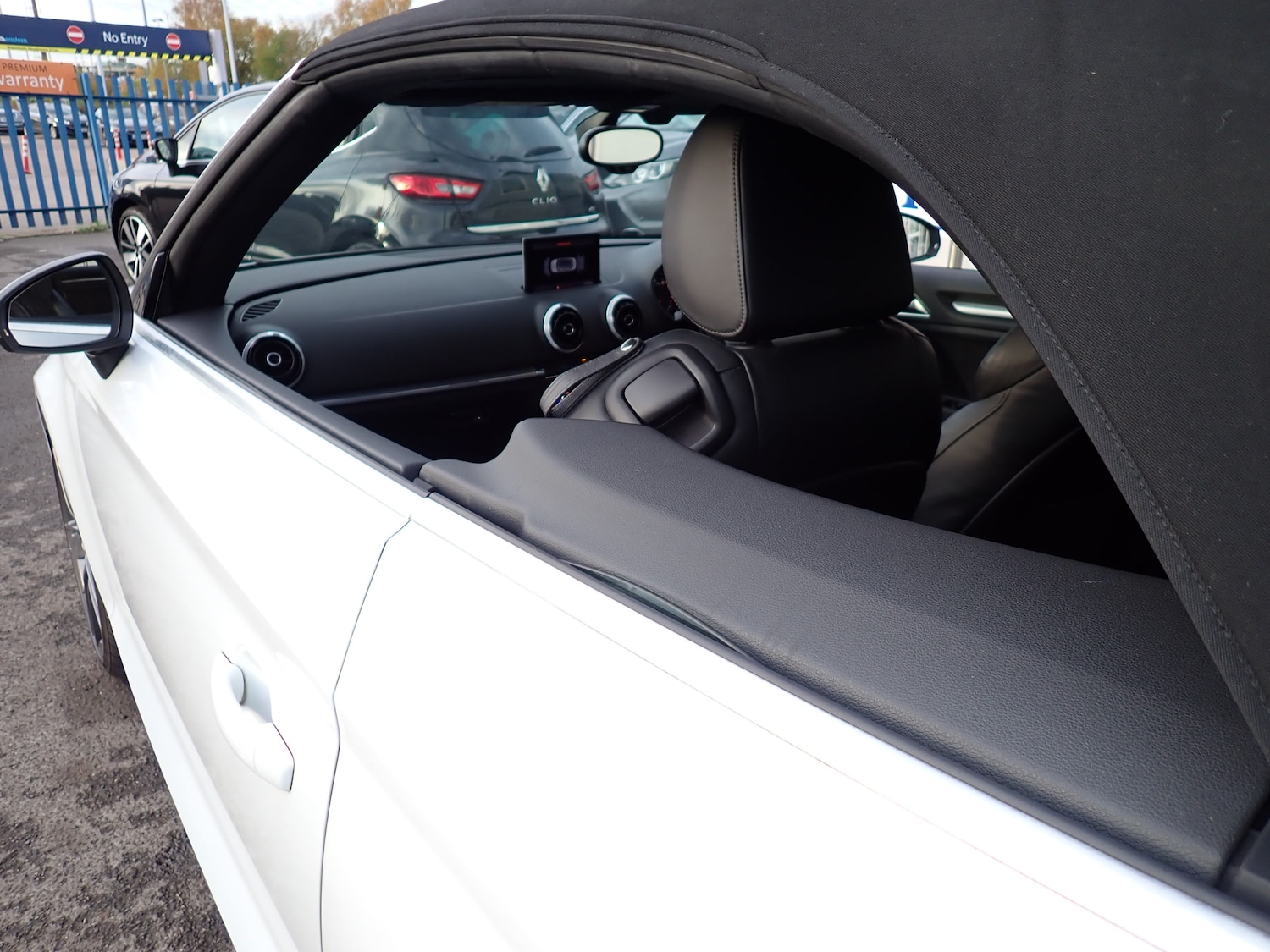 Used Audi A3 Cabriolet 2014 for sale - 76416514: Photo 35