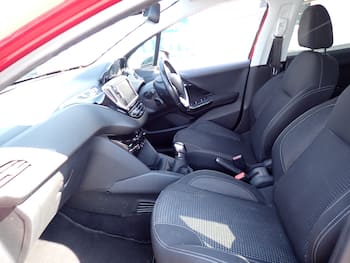 Used Peugeot 208 2019 for sale - 79526233: Photo