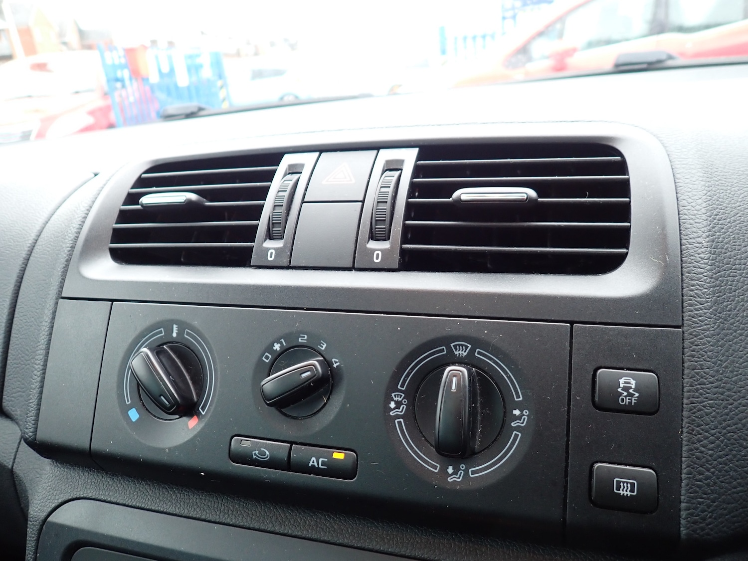 Used Skoda Roomster 2013 for sale - 77570937: Photo 13