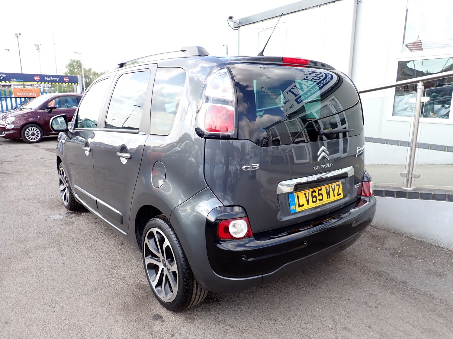 Vehicle 6