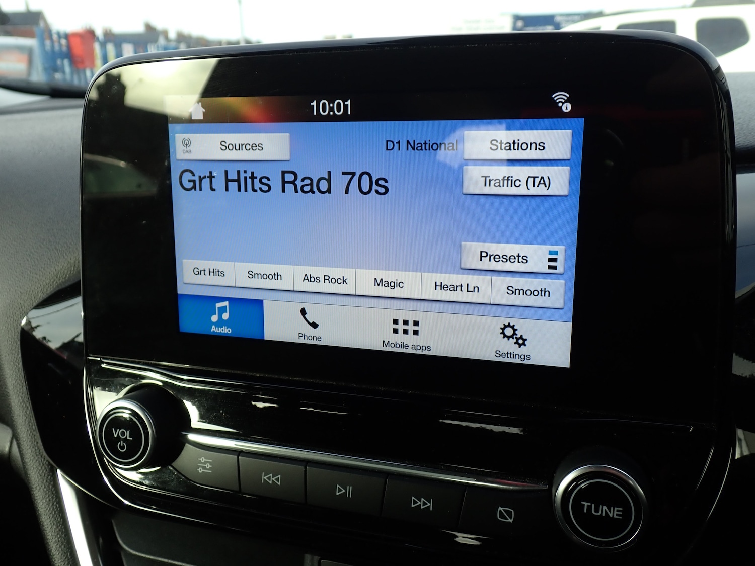 Used Ford Fiesta 2017 for sale - 76653903: Photo 15