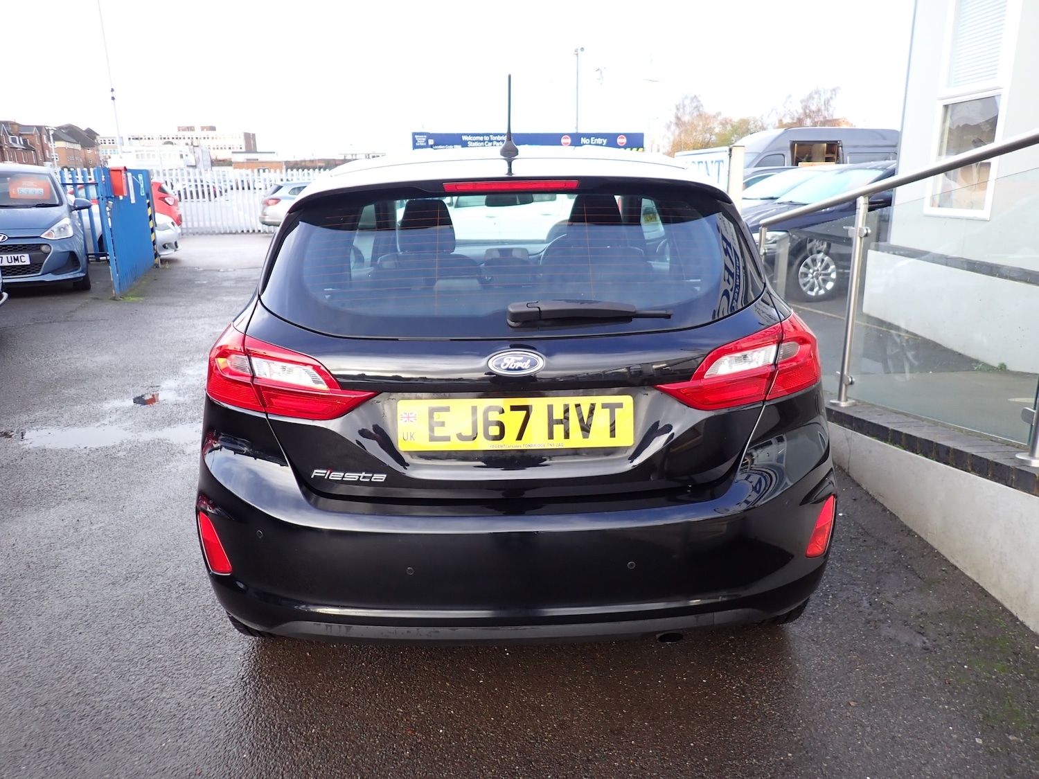 Used Ford Fiesta 2017 for sale - 76653903: Photo 7