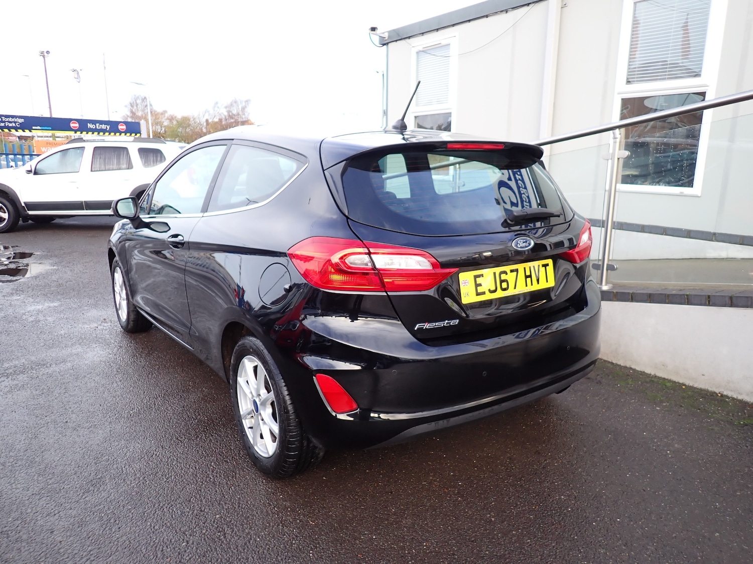 Used Ford Fiesta 2017 for sale - 76653903: Photo 8