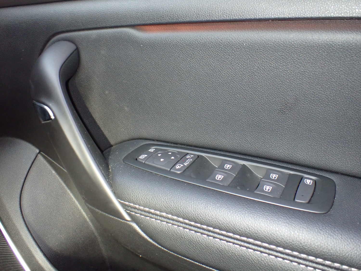 Used Renault Megane 2017 for sale - 76819743: Photo 16