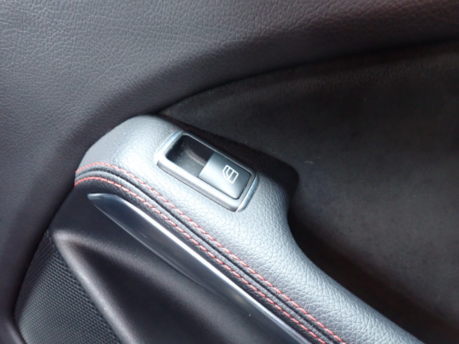 Used Mercedes-Benz A-Class 2017 for sale - 77431803: Photo 29