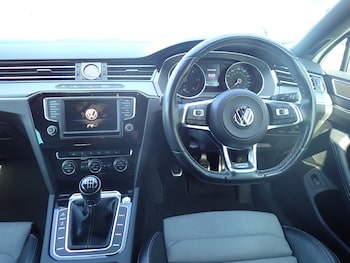 Used Volkswagen Passat 2015 for sale - 78341069: Photo