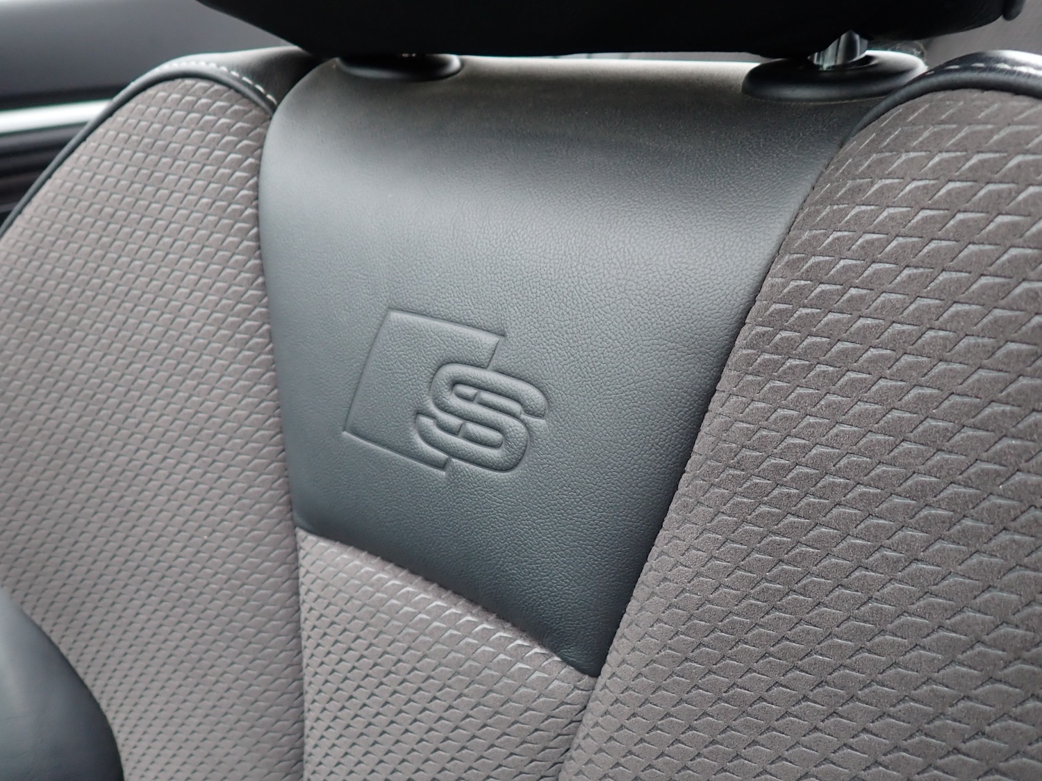 Used Audi A3 Cabriolet 2016 for sale - 76416481: Photo 19