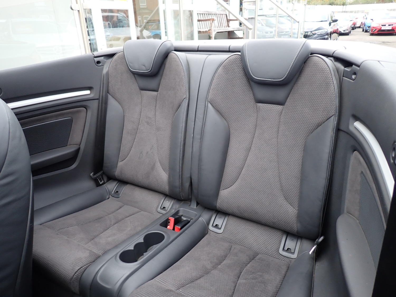 Used Audi A3 Cabriolet 2016 for sale - 76416481: Photo 4