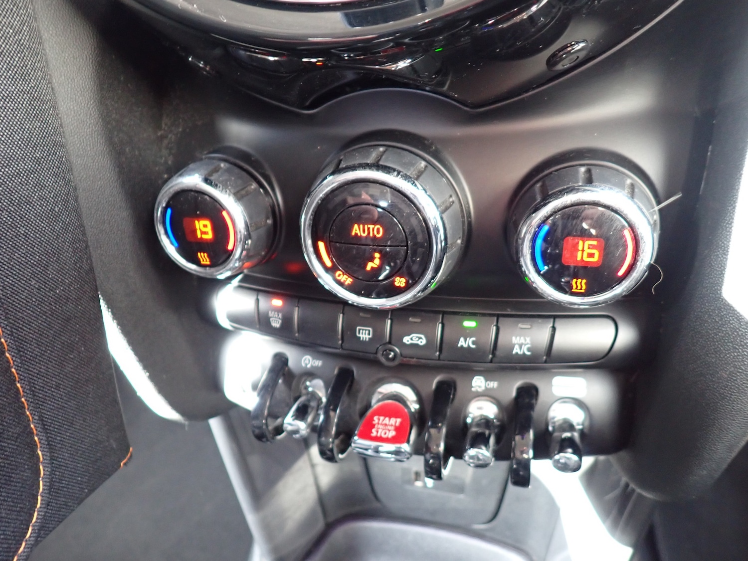 Used MINI Hatch 2018 for sale - 76369056: Photo 14