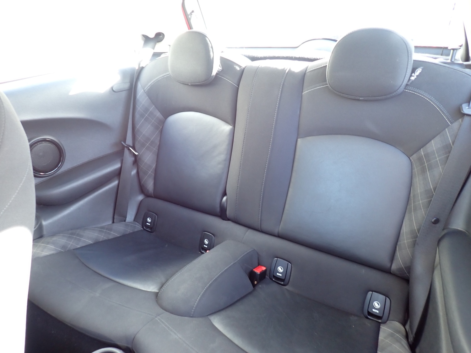 Used MINI Hatch 2018 for sale - 76369056: Photo 4