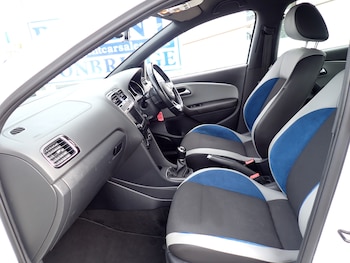 Used Volkswagen Polo 2016 for sale - 75575099: Photo