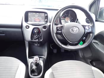 Used Toyota AYGO 2019 for sale - 79570647: Photo