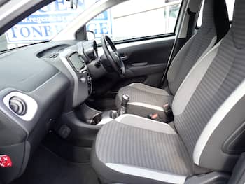 Used Toyota AYGO 2019 for sale - 79570647: Photo