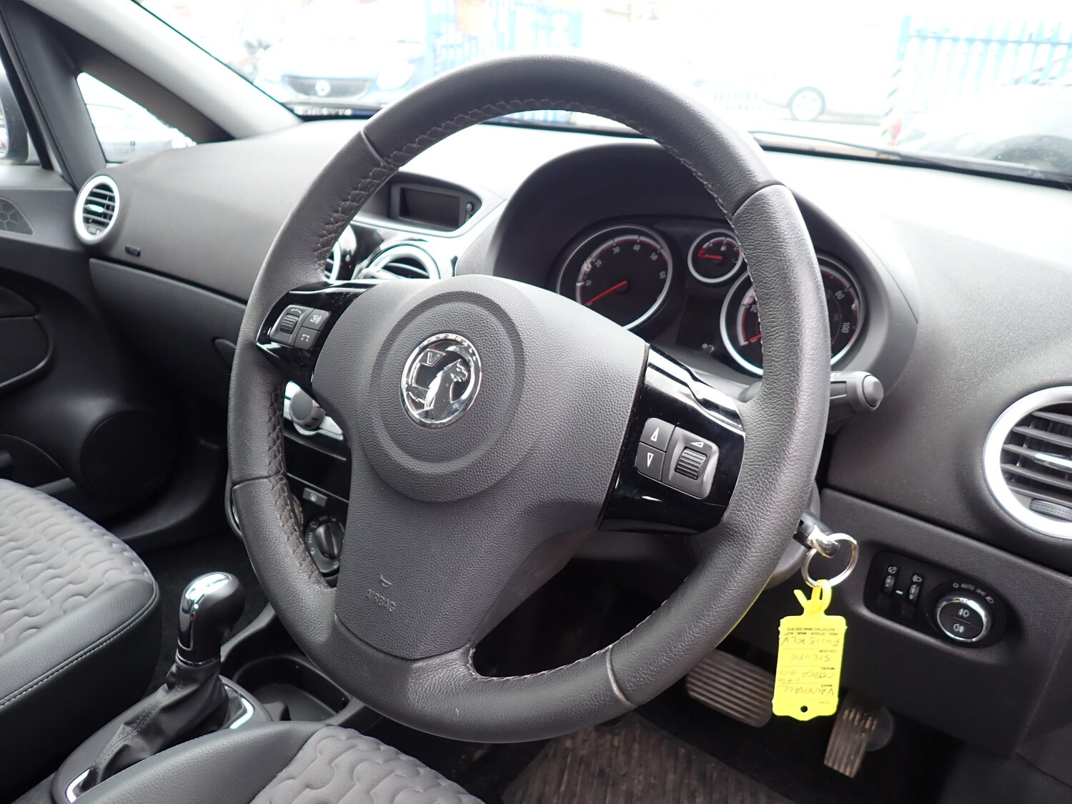 Used Vauxhall Corsa 2013 for sale - 75932279: Photo 27