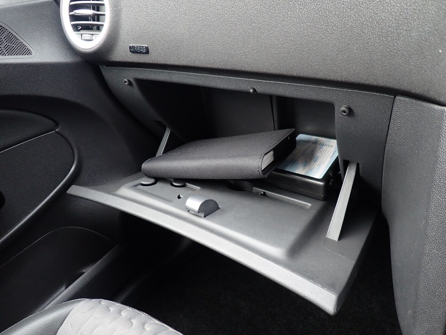 Used Vauxhall Corsa 2013 for sale - 75932279: Photo 32