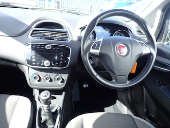 Used Fiat Punto 2012 for sale - 77916253: Photo