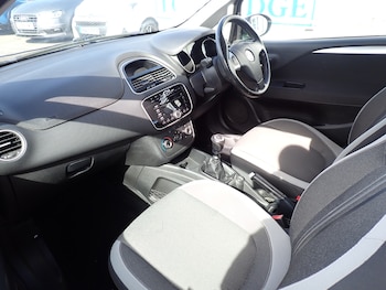 Used Fiat Punto 2012 for sale - 77916253: Photo