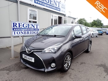 Used Toyota Yaris 2015 for sale - 78888854: Photo