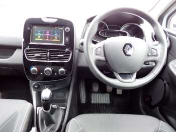 Used Renault Clio 2019 for sale - 74796648: Photo