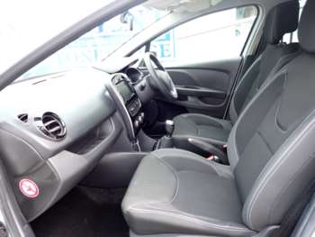 Used Renault Clio 2019 for sale - 74796648: Photo