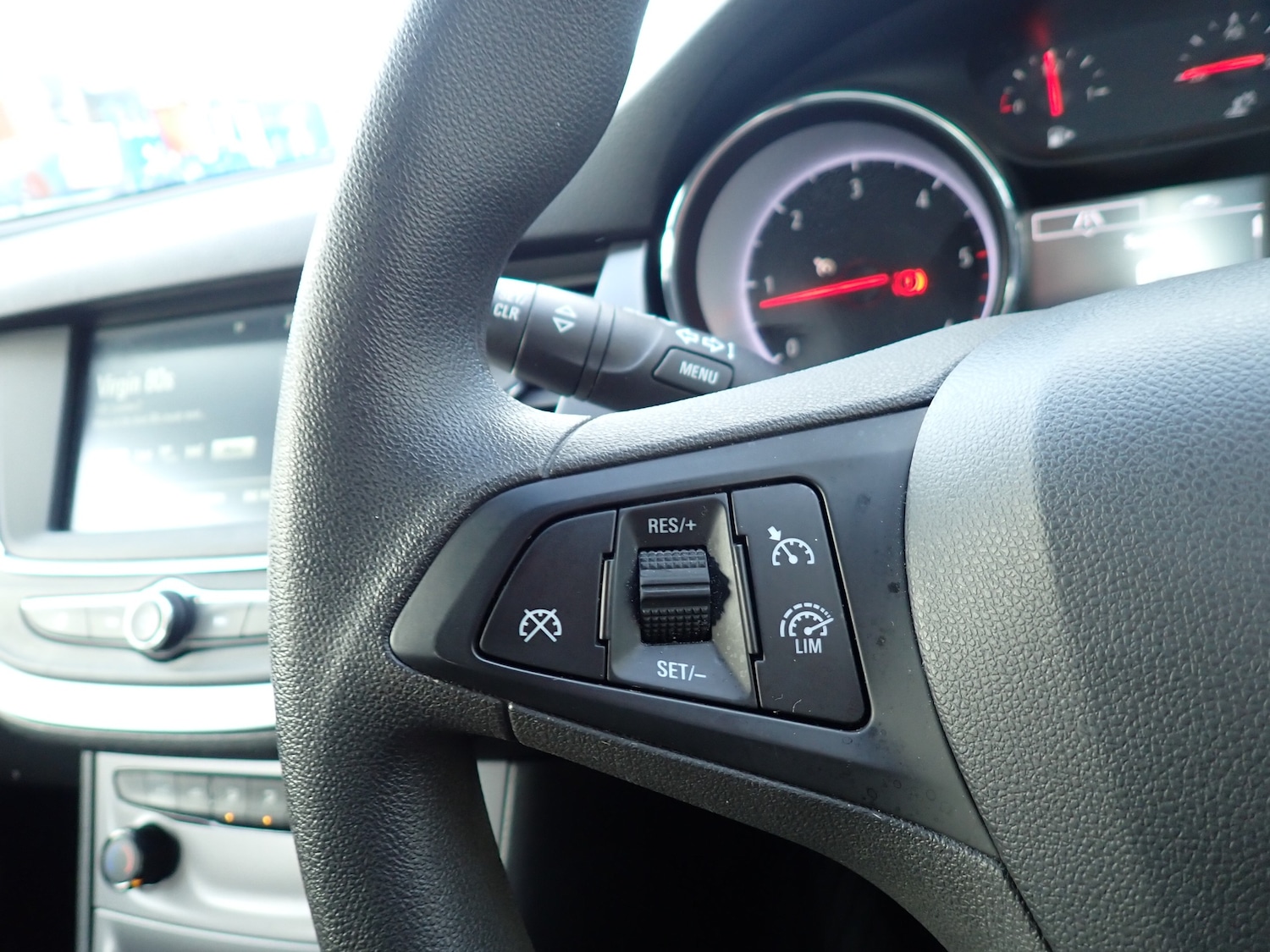 Used Vauxhall Astra 2017 for sale - 77104112: Photo 16