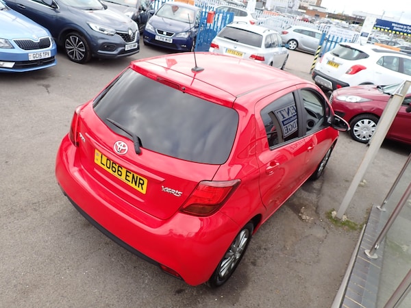 Used Toyota Yaris 2016 for sale - 76287962: Photo 10