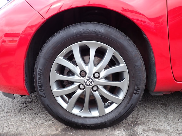 Used Toyota Yaris 2016 for sale - 76287962: Photo 33