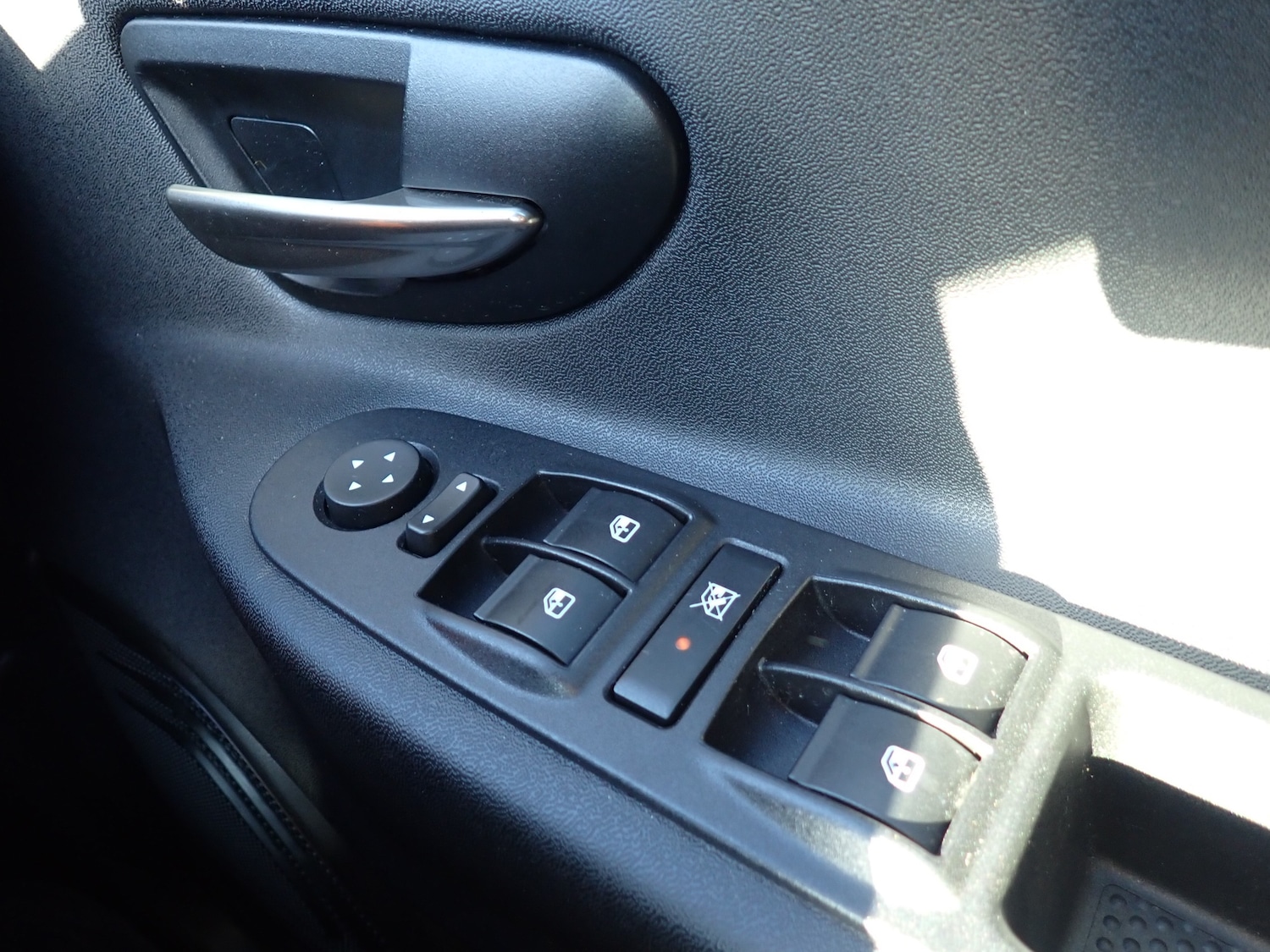 Used Chrysler Ypsilon 2014 for sale - 77408868: Photo 13