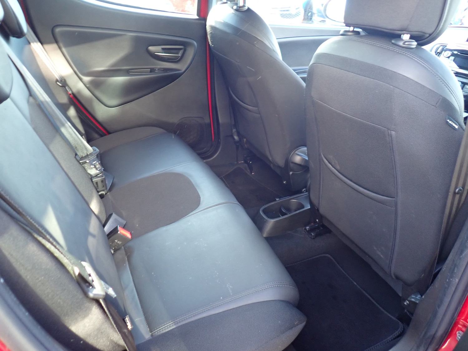 Used Chrysler Ypsilon 2014 for sale - 77408868: Photo 20