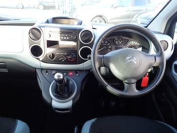 Used Citroen Berlingo 2014 for sale - 76845403: Photo