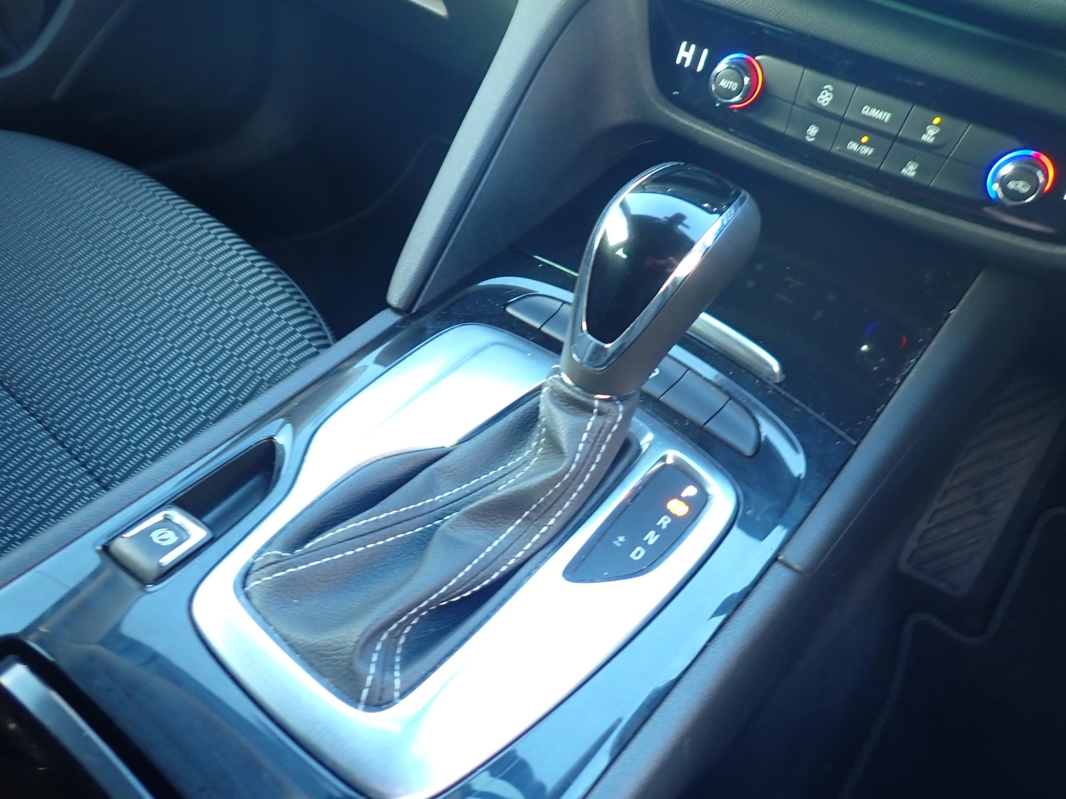 Used Vauxhall Insignia 2017 for sale - 77408865: Photo 13