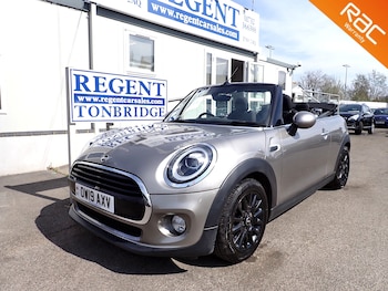 2019 (19) - 1.5 Cooper Classic Convertible 2dr Petrol Manual Euro 6 (s/s) (136 ps)