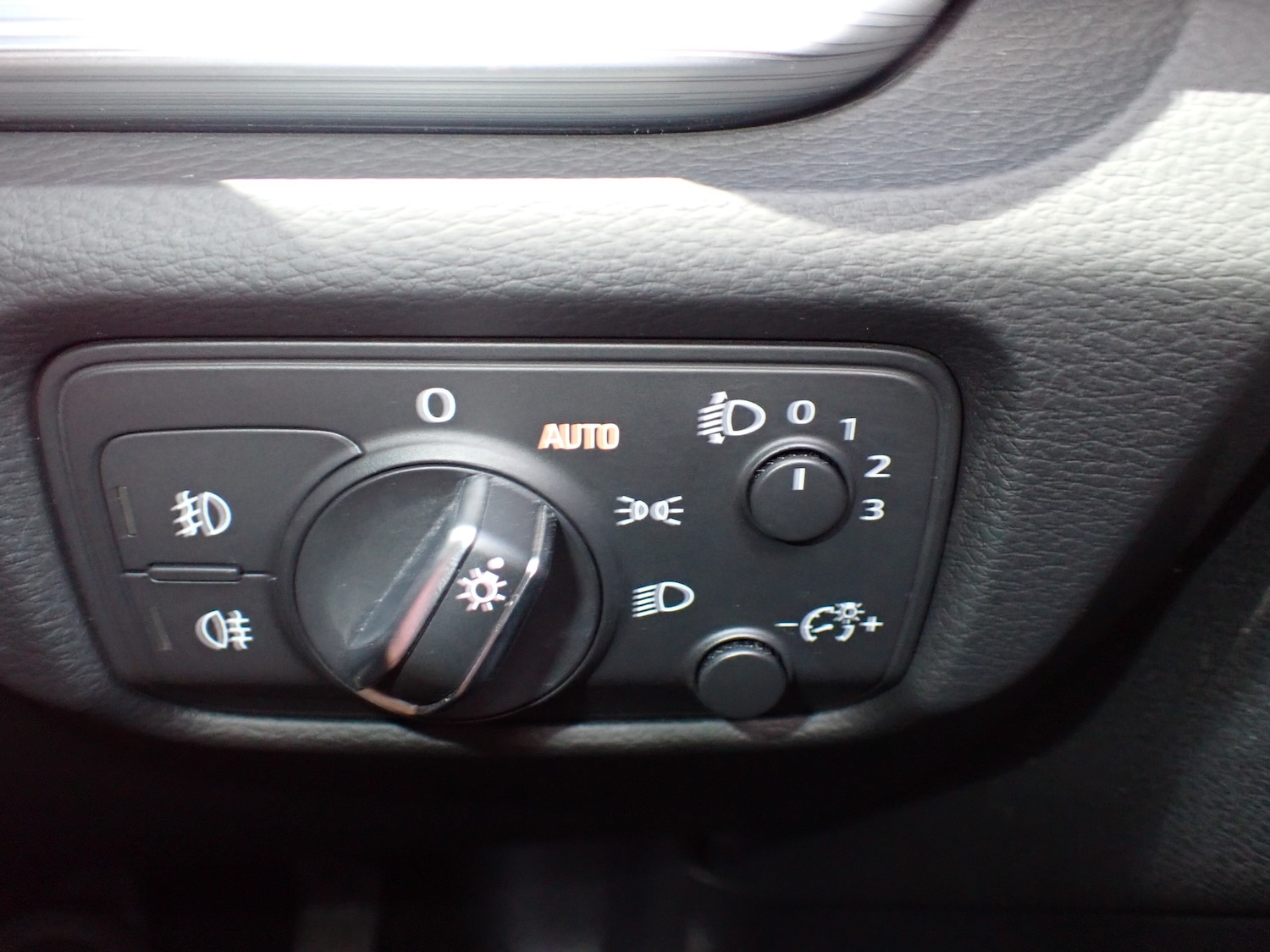 Used Audi A3 2015 for sale - 76480829: Photo 25