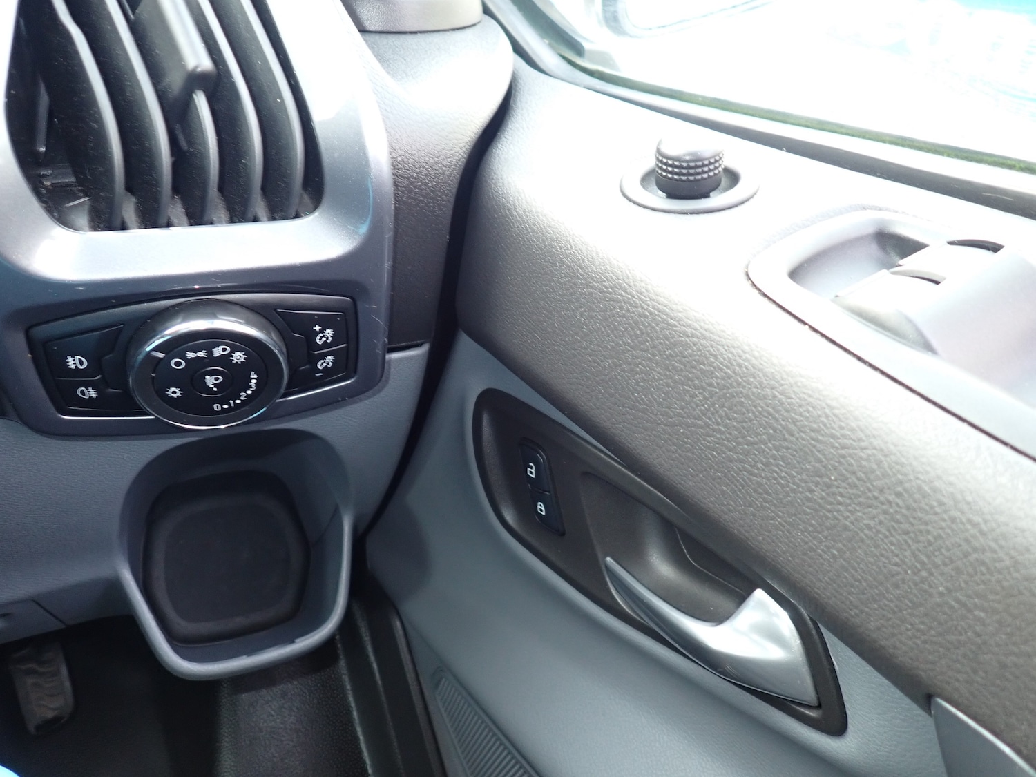 Used Ford Transit Custom 2018 for sale - 77984172: Photo 28