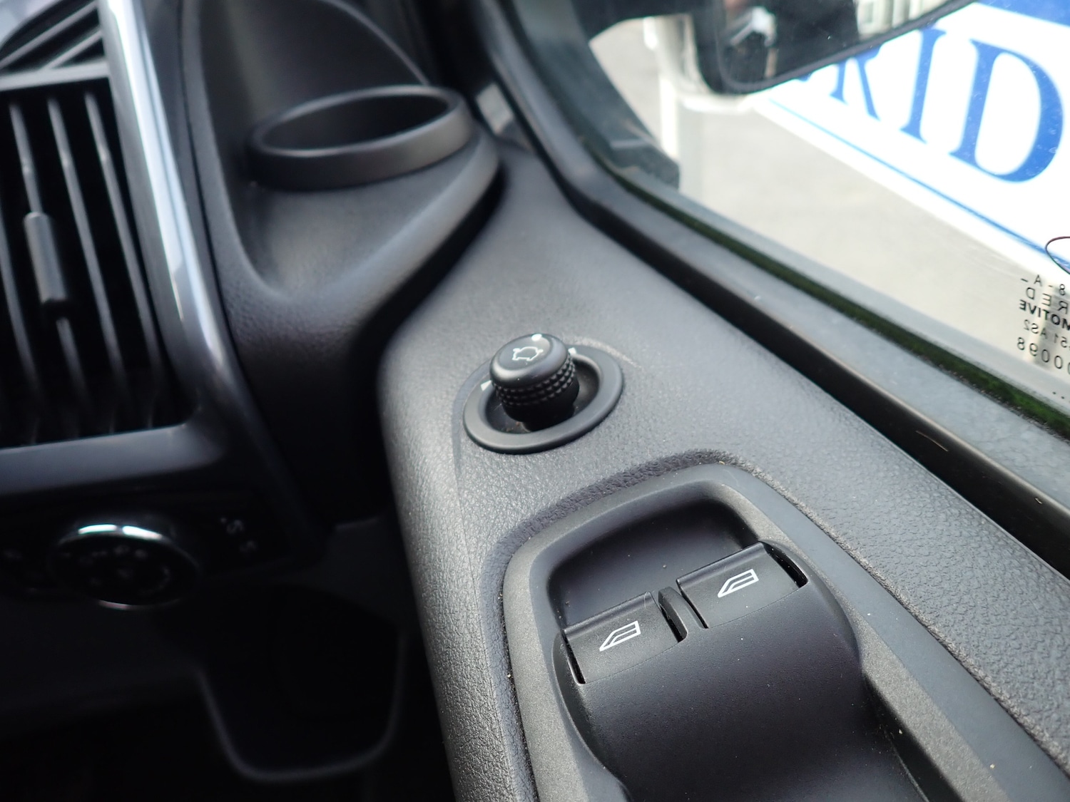 Used Ford Transit Custom 2018 for sale - 77984172: Photo 33