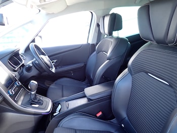 Used Renault Scenic 2019 for sale - 78413022: Photo