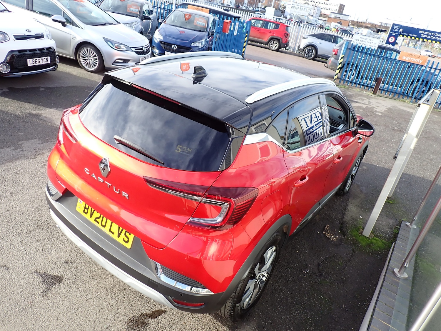 Used Renault Captur 2020 for sale - 77312972: Photo 10