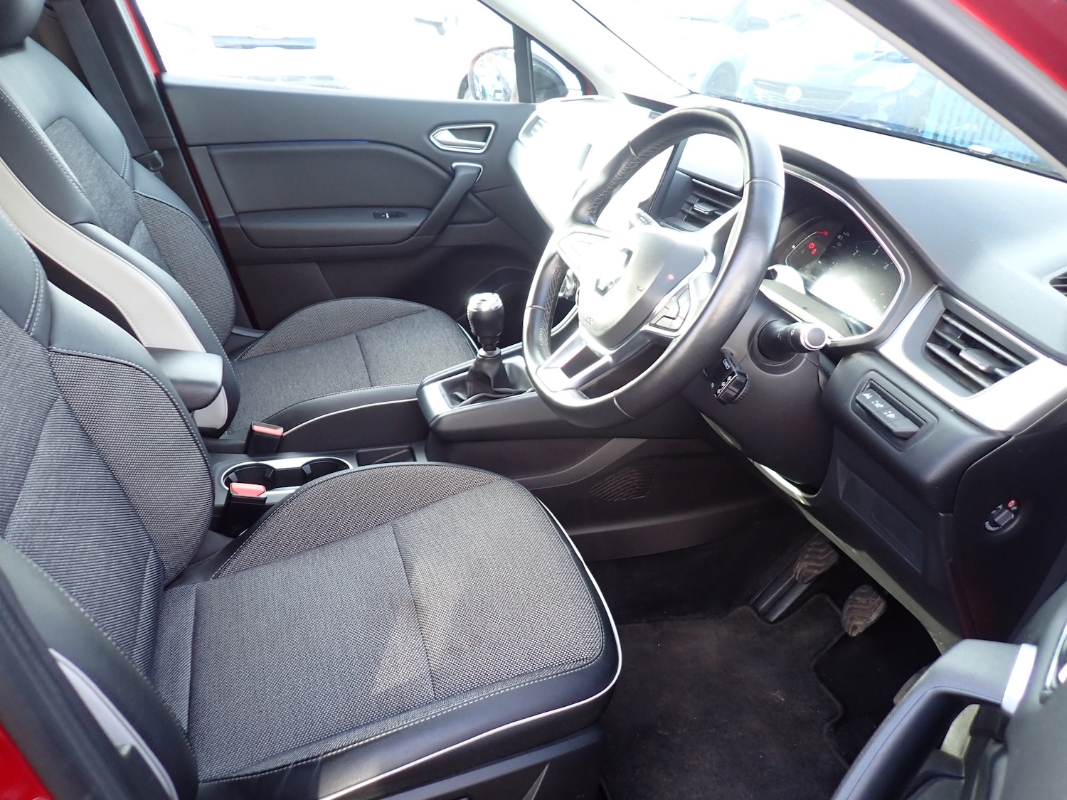 Used Renault Captur 2020 for sale - 77312972: Photo 18