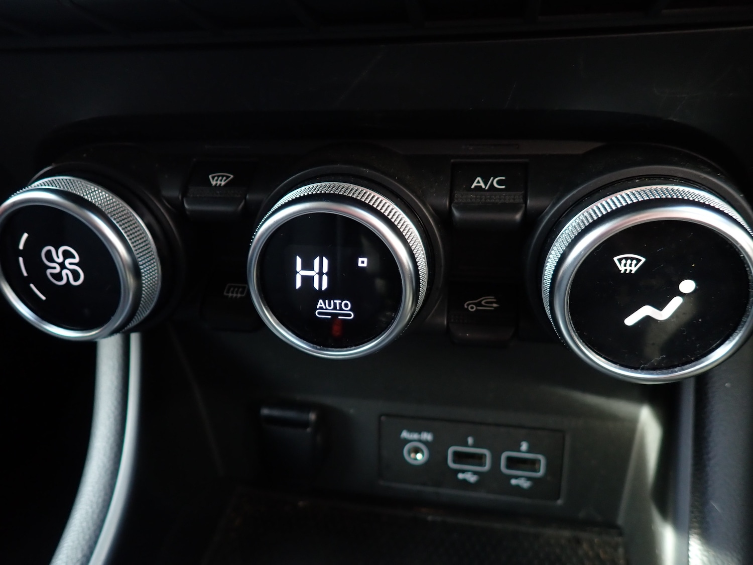 Used Renault Captur 2020 for sale - 77312972: Photo 19