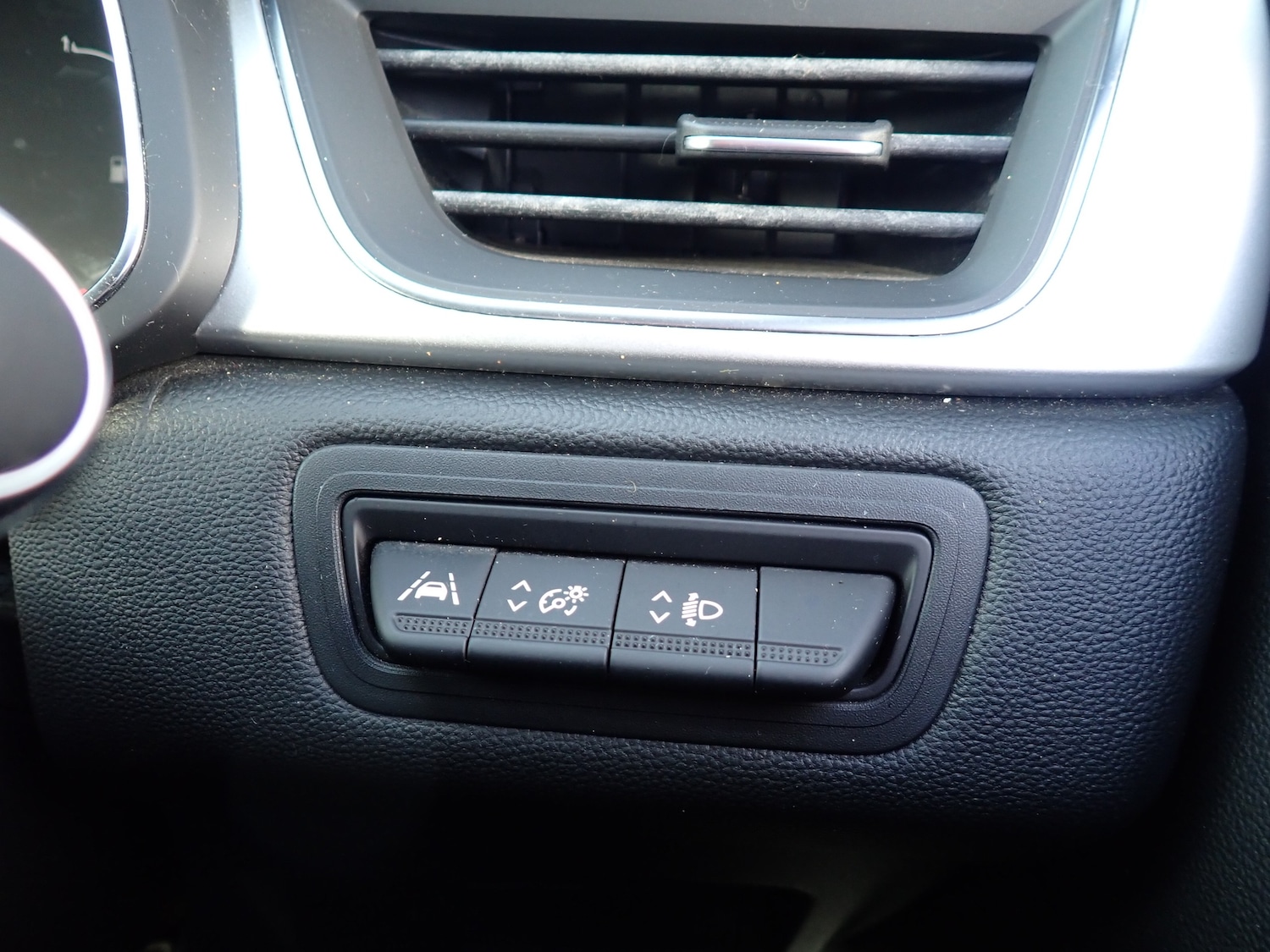 Used Renault Captur 2020 for sale - 77312972: Photo 24