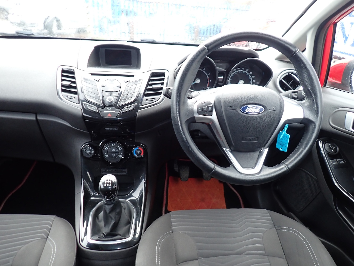 Used Ford Fiesta 2016 for sale - 76863094: Photo 2